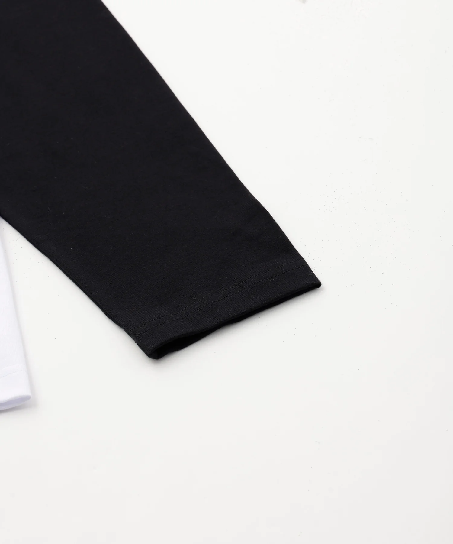 CLASSIC RAGLAN TEE - Image 6