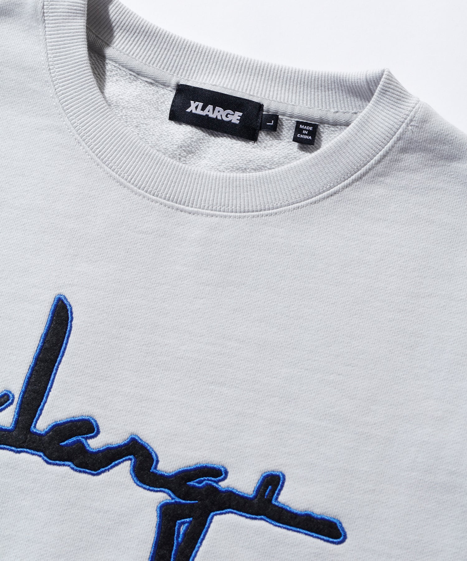 DISTORTION LOGO CREWNECK SWEATSHIRT - Image 9